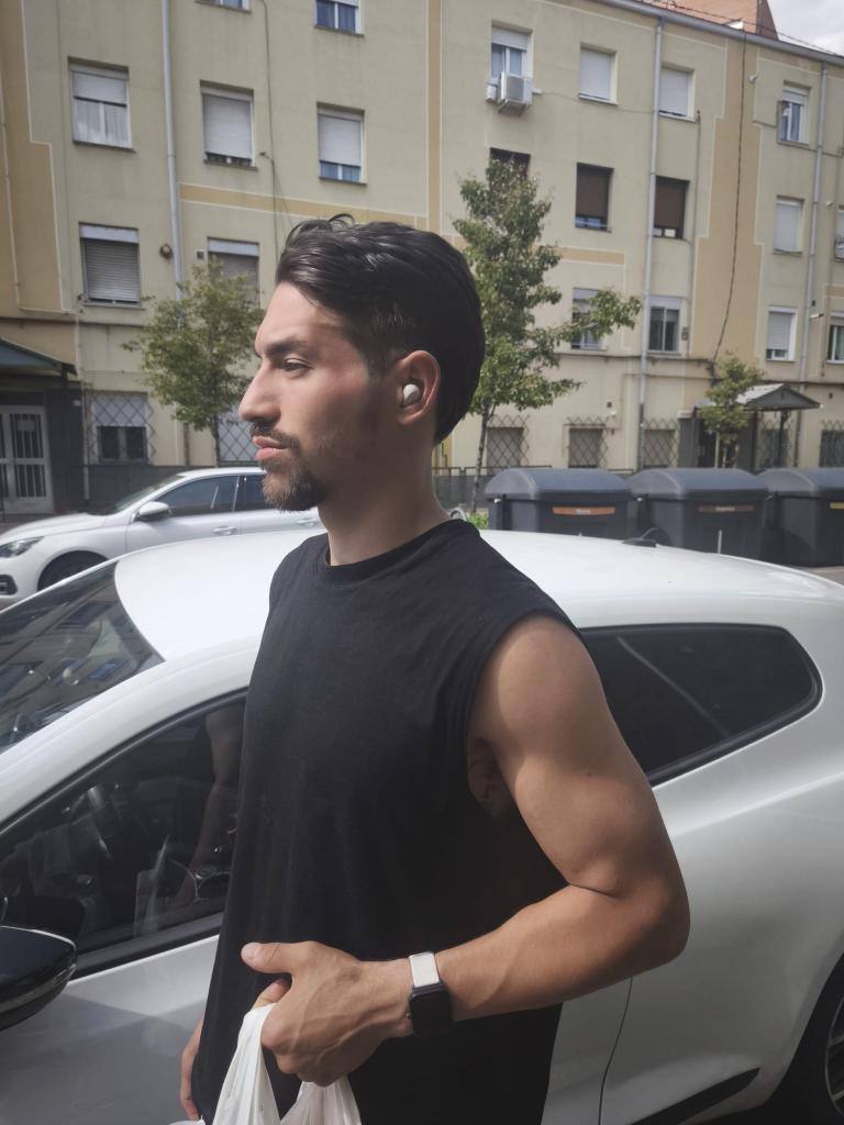 623731299: Chico busca chica en Madrid