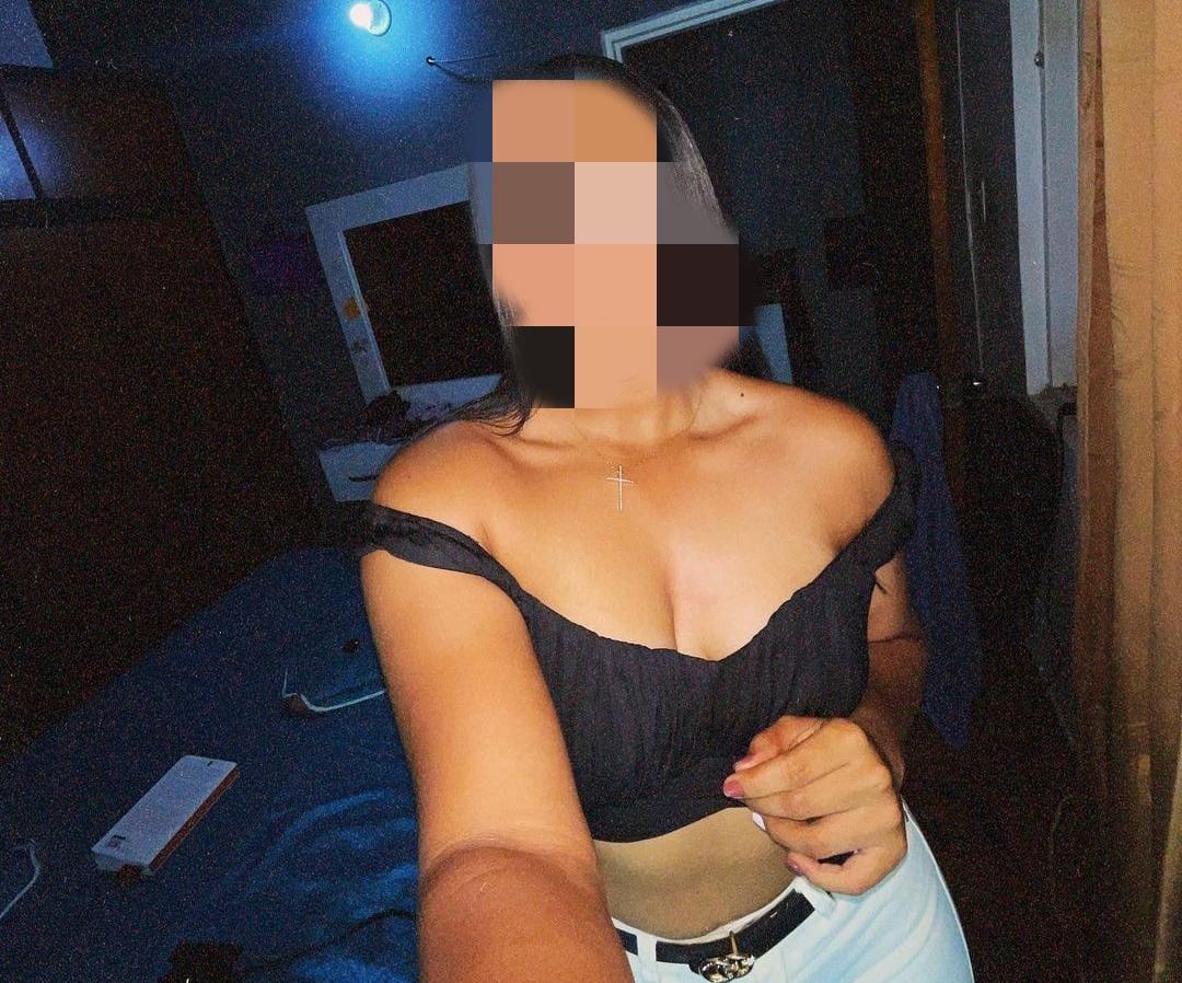 604364425: Chica busca chico en Málaga
