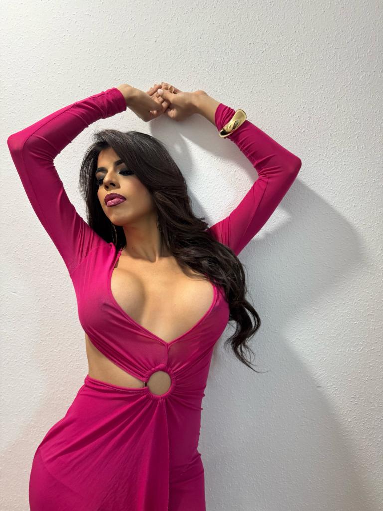 688250375: Transexual en Tenerife