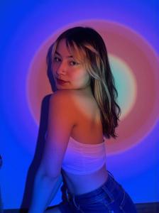 687117871: Chica busca chico en Málaga