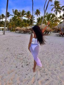 674005887: Chica busca chico en Málaga