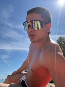 610880128: Chico busca chica en Valencia