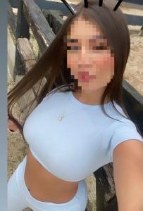 623345083: Chica busca chico en La Coruña