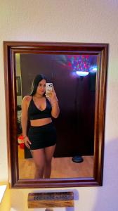 689855644: Chica busca chico en Barcelona