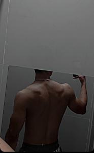 613238171: Chico busca chica en Cádiz