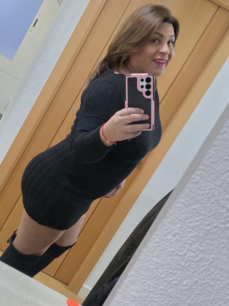 643102548: Transexual en Cádiz