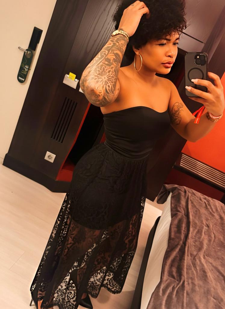 Chica busca chico en Tarragona: Chica busca chico