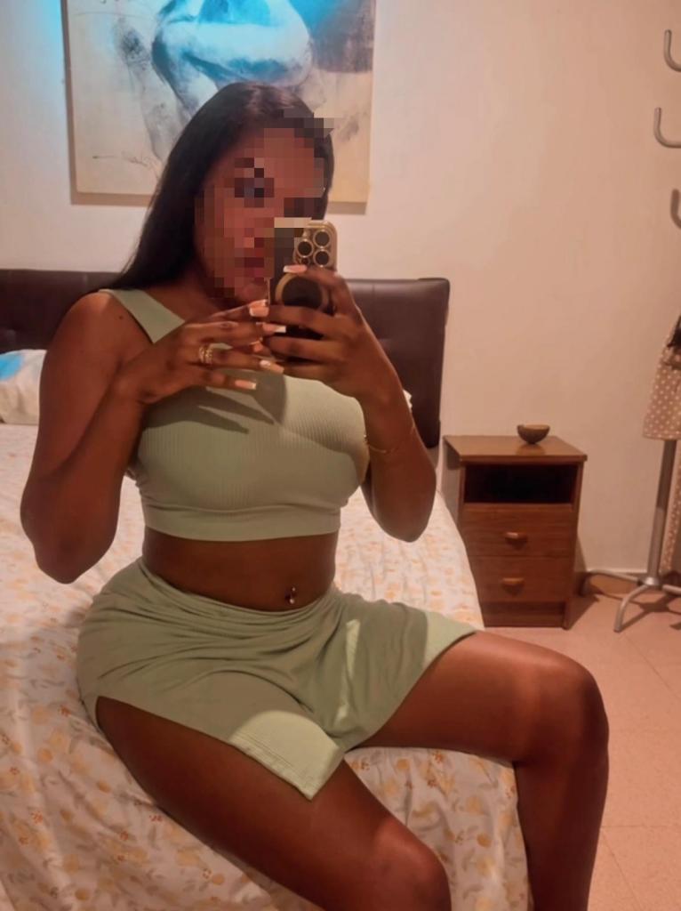 Chica busca chico en Valencia: Chica busca chico