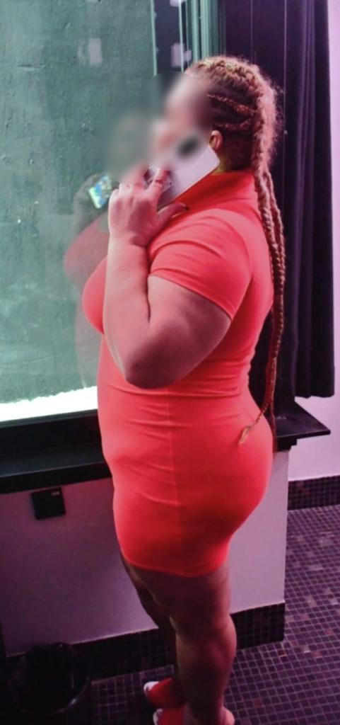 603813131: Chica busca chico en Madrid