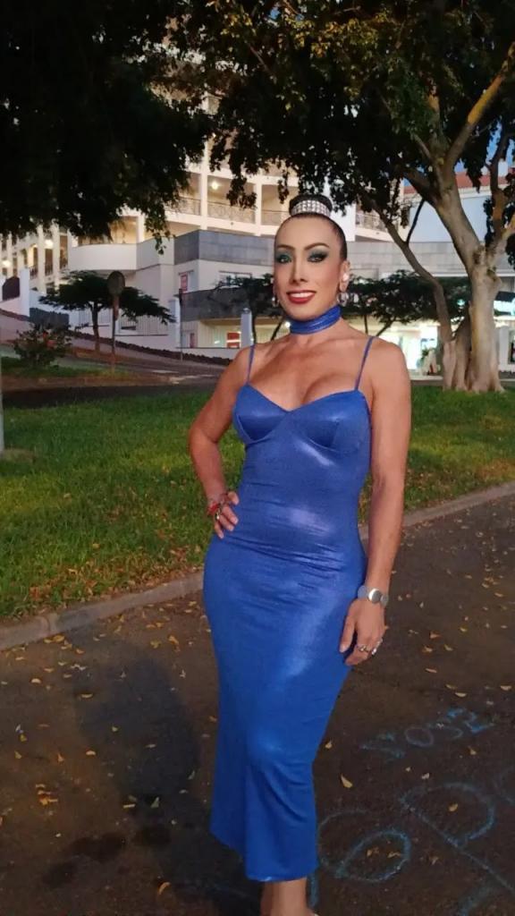 667054614: Travesti en Barcelona