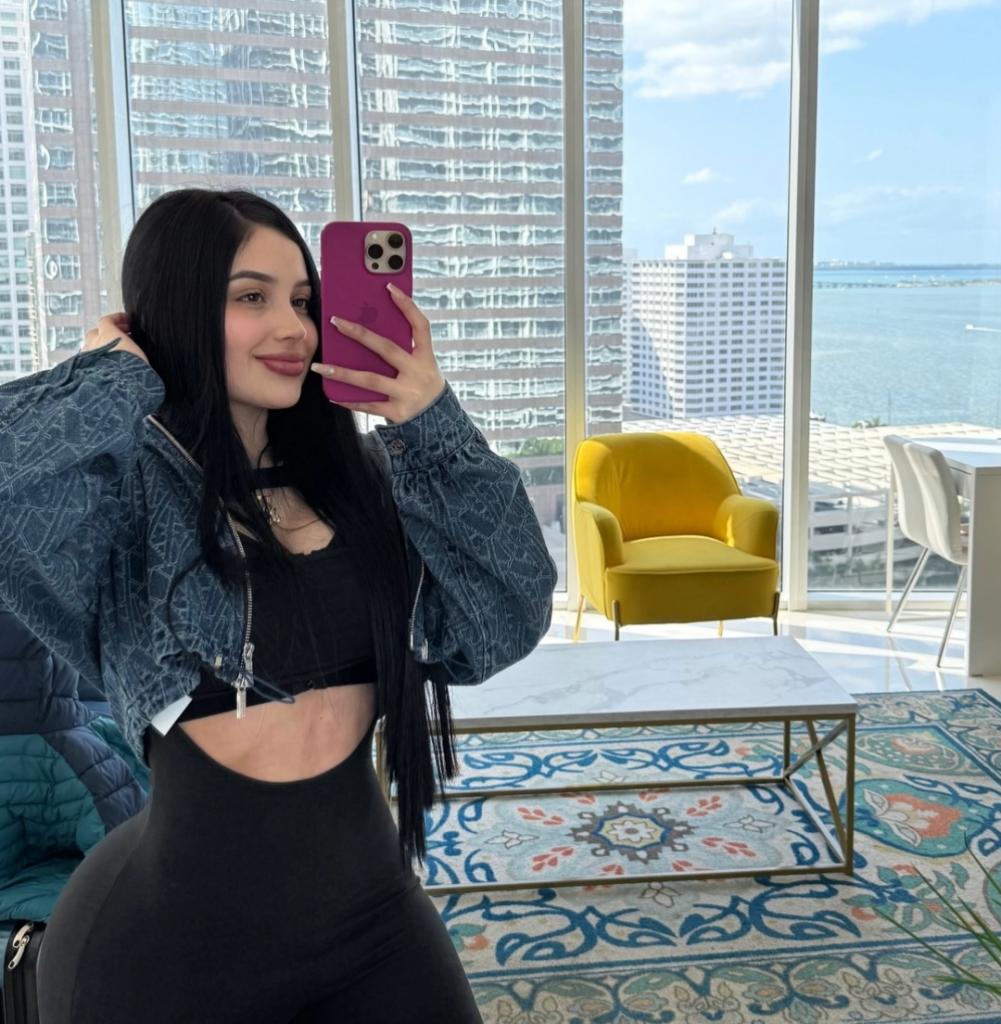 653975415: Chica busca chico en Cádiz