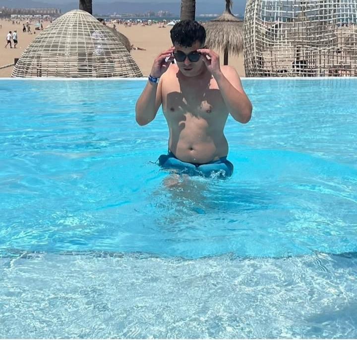 Chico busca chica en Alicante: 