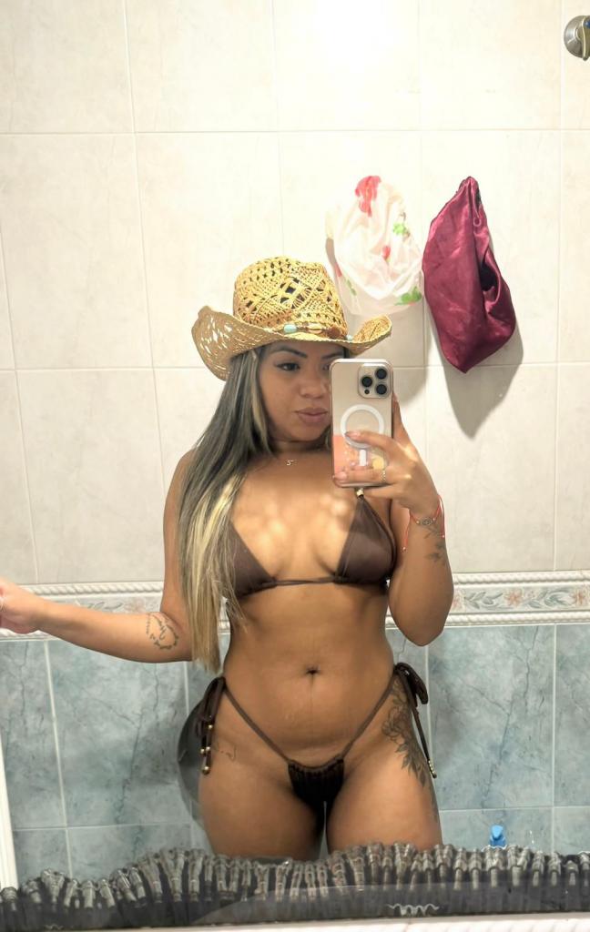 614009355: Chica busca chico en Madrid