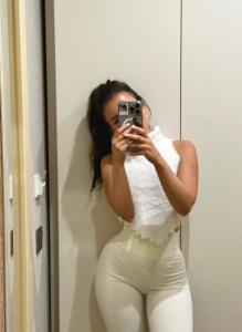 604341350: Chica busca chico en Málaga