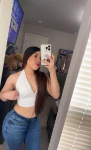 674665398: Chica busca chico en Barcelona