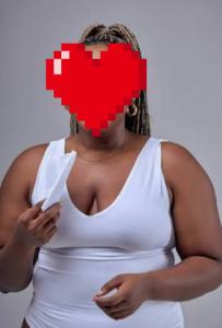 631609115: Chica busca chico en Gerona