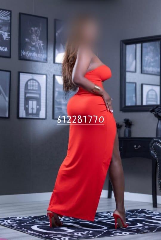 612281770: Chica busca chico en Gerona