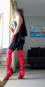 611303934: Chica busca chico en Alicante