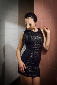 695098503: Chica busca chico en Navarra