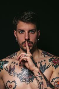 656308996: Chico busca chica en Barcelona