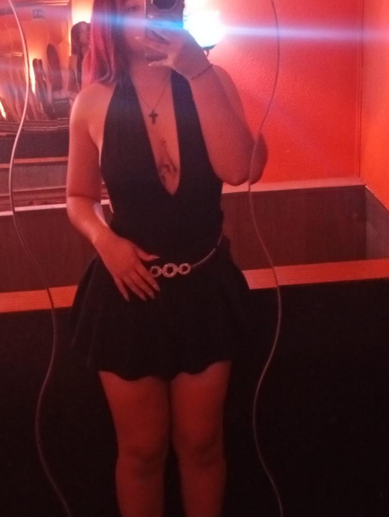 665232786: Chica busca chico en Alicante