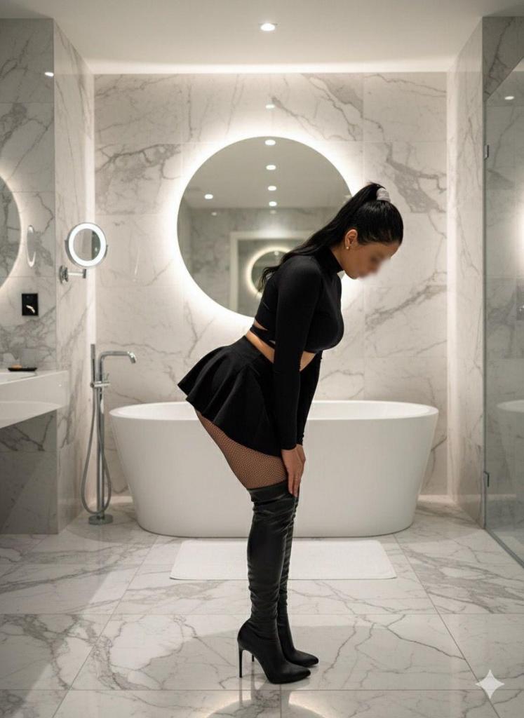 614034299: Chica busca chico en Valencia