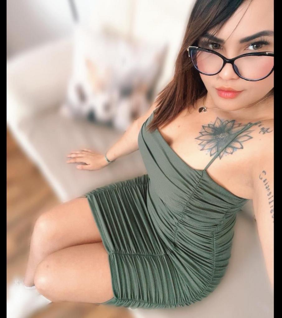 Chica busca chico en Tenerife: 