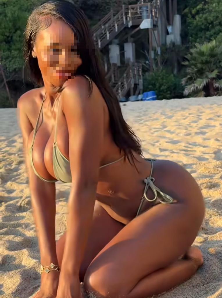 Chica busca chico en La Coruña: 