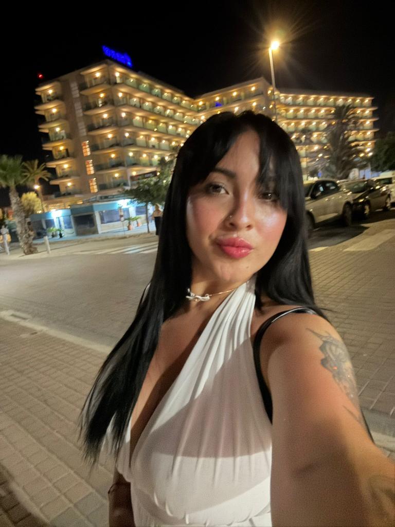 631374692: Chica busca chico en Valencia
