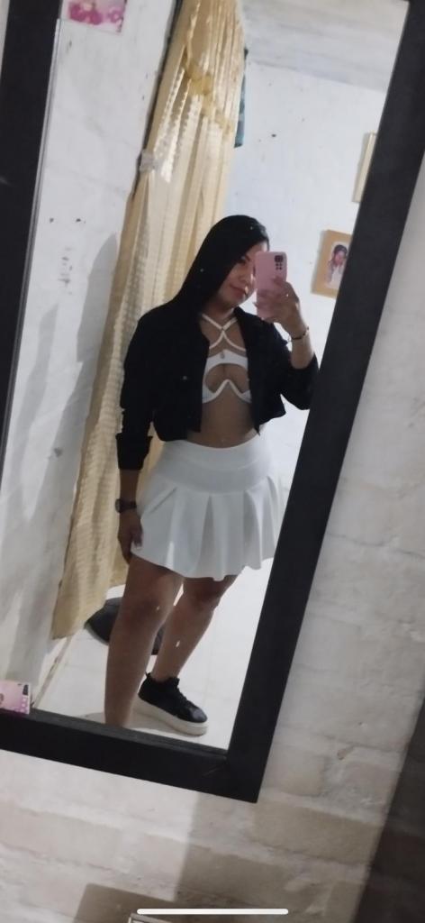 637478841: Chica busca chico en Málaga