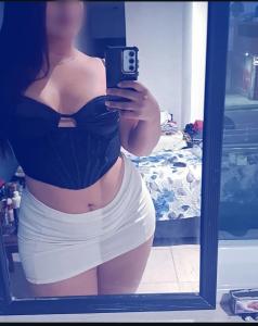 647492386: Chica busca chico en Madrid