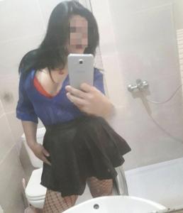 613687298: Chica busca chico en Lérida