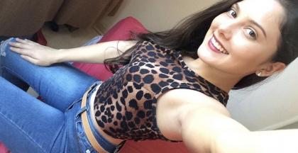 670807901: Chica busca chico en Cádiz