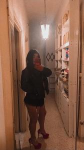 643580653: Chica busca chico en Gerona