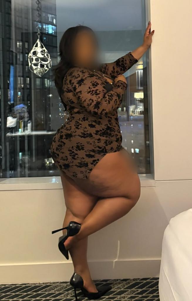 Chica busca chico en Huelva: 