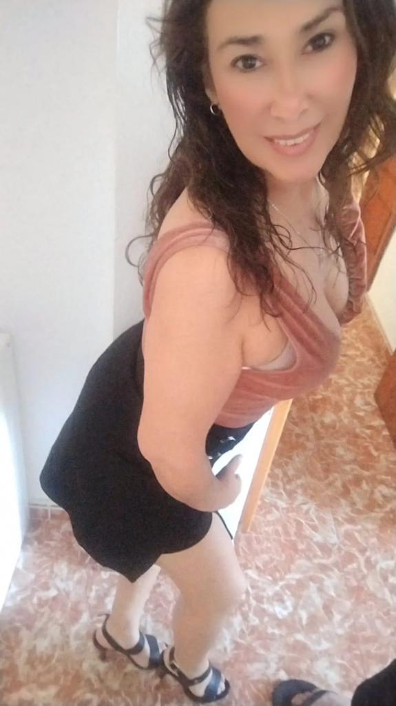 742095884: Chica busca chico en Córdoba