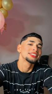 613980808: Chico busca chica en Madrid