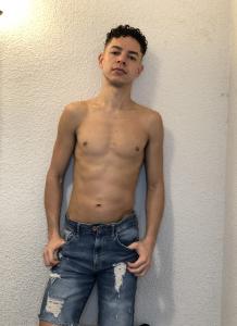 642371464: Chico busca chica en Madrid