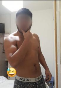 645749114: Chico busca chica en Ibiza