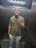 617253470: Chico busca chica en Barcelona