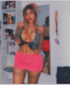 638720519: Chica busca chico en Navarra