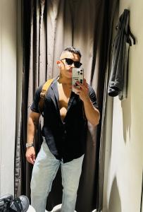 Chico busca chica en Granada: 