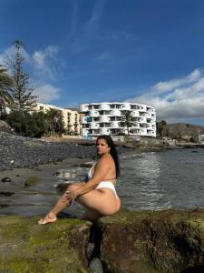 672960216: Chica busca chico en Tenerife