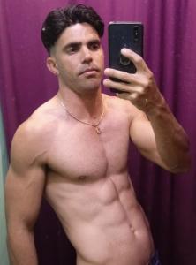 679599166: Chico busca chica en Madrid