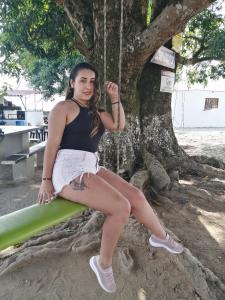 631844041: Chica busca chico en Álava