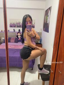 667895381: Chica busca chico en La Coruña