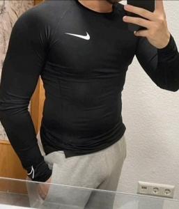 Chico busca chica en La Coruña: 