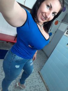 663048578: Chica busca chico en Madrid