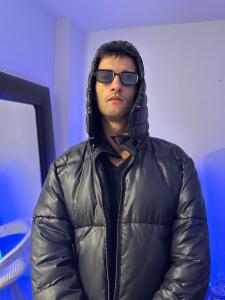 Chico busca chica en Ibiza: 