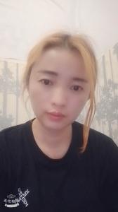 688141883: Chica busca chico en Barcelona